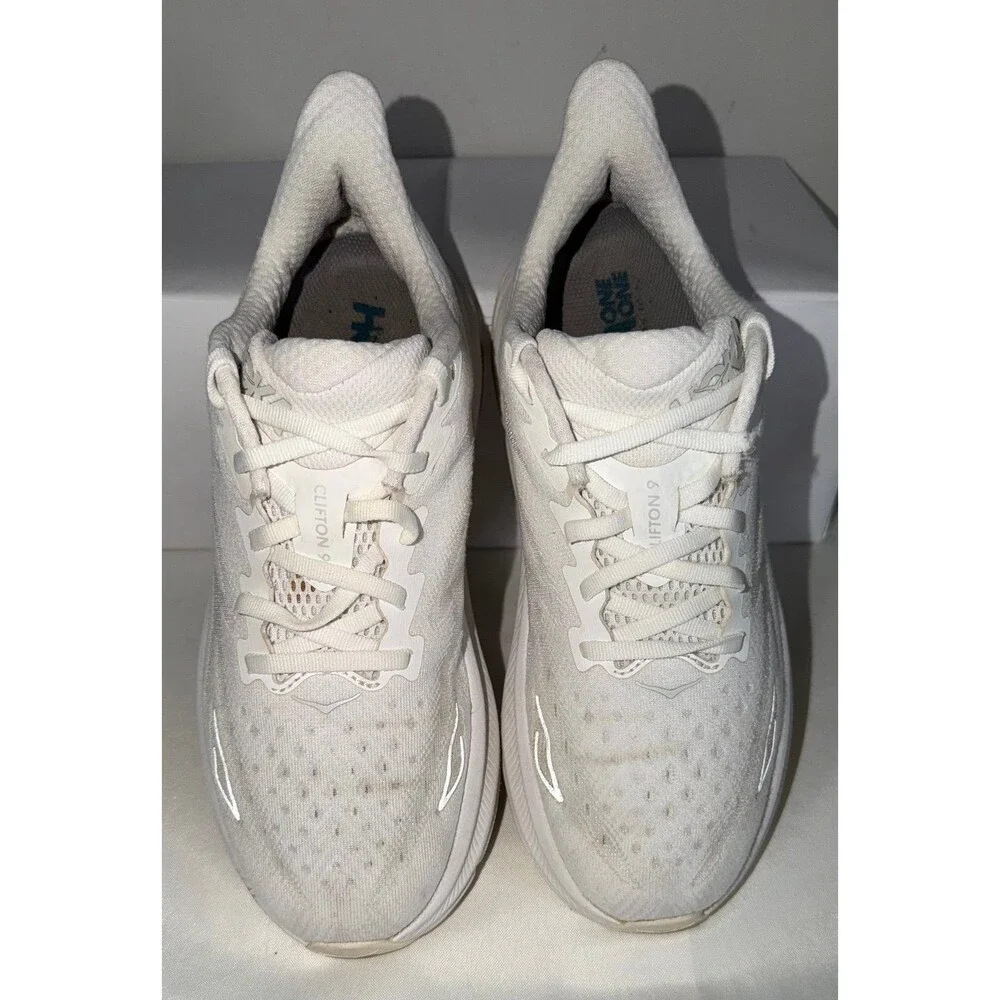 Hoka One One Clifton 9 Women's  Size 8.5B